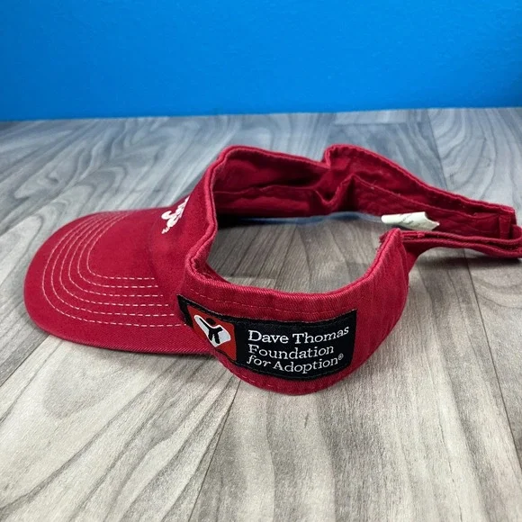 Wendy's‎ Golf Visor Cap One Size Red Dave Thomas Foundation Strapback - Picture 2 of 6